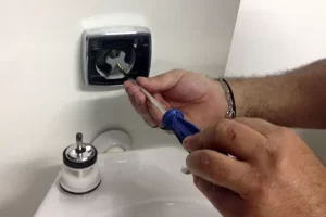 Instalação de válvulas de descarga no Bairro